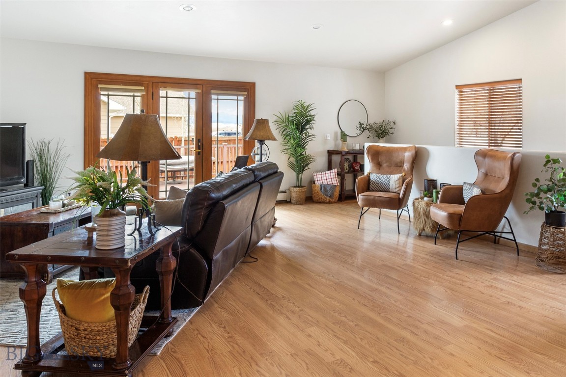 Butte, Montana 59701, United States, 4 Bedrooms Bedrooms, ,3 BathroomsBathrooms,Residential,Active,58277