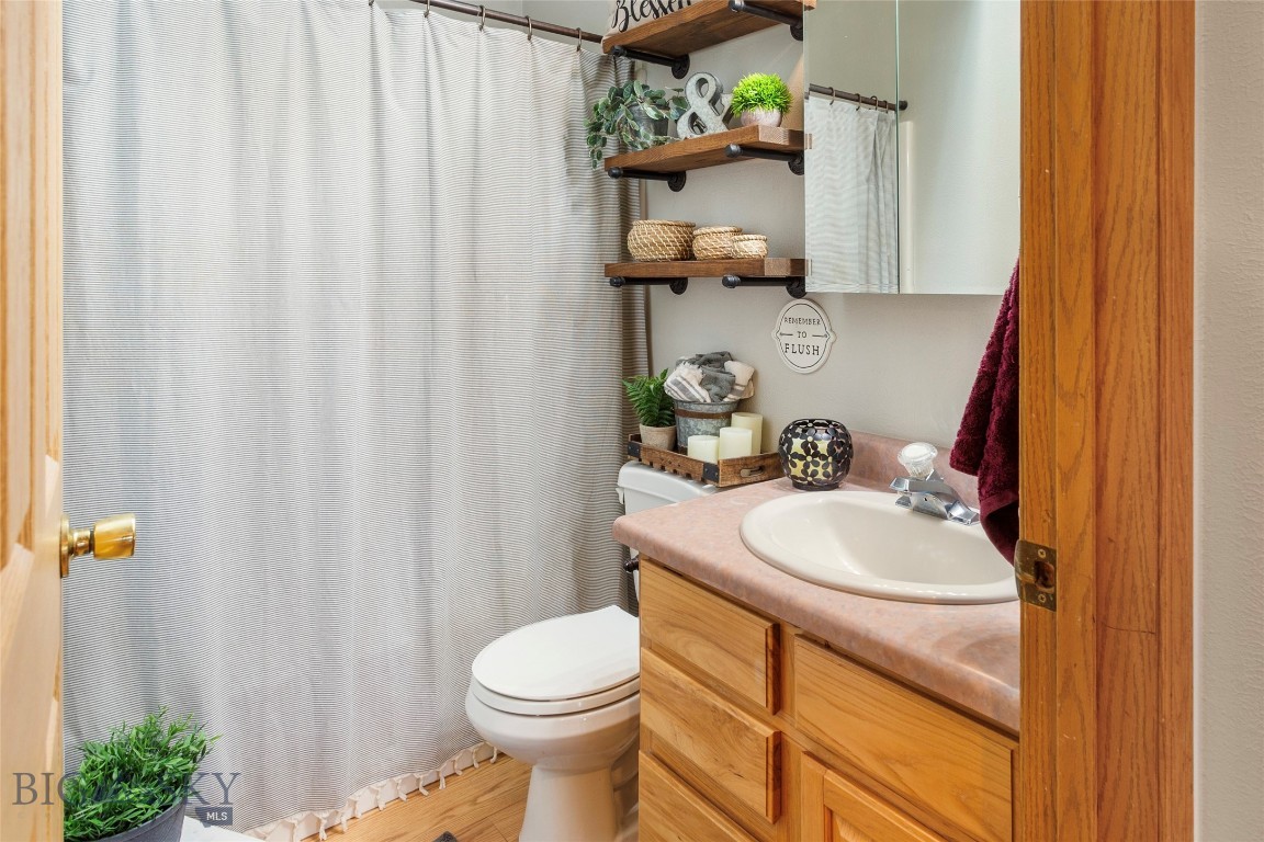 Butte, Montana 59701, United States, 4 Bedrooms Bedrooms, ,3 BathroomsBathrooms,Residential,Active,58277