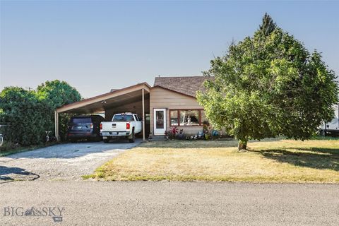 420 E 2nd Ave, Big Timber, MT 59011 - #: 374999