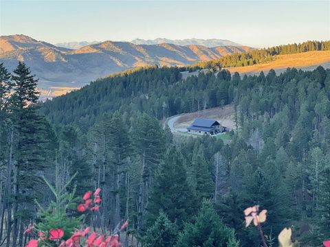 Photo of 182 Elk Ridge Road, Livingston, MT 59047 (MLS # 408873)
