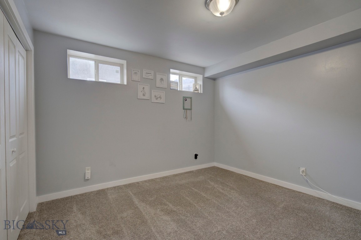 Ennis, Montana 59729, United States, 3 Bedrooms Bedrooms, ,3 BathroomsBathrooms,Residential,Contingent,68281