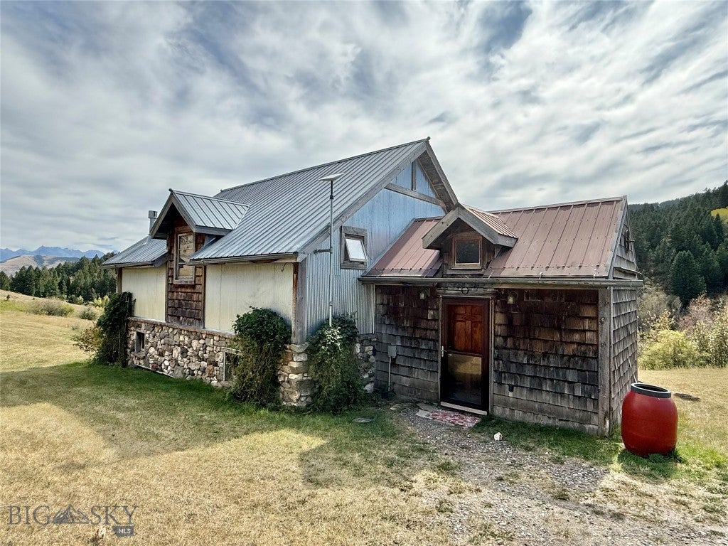 743 Trail Creek Road