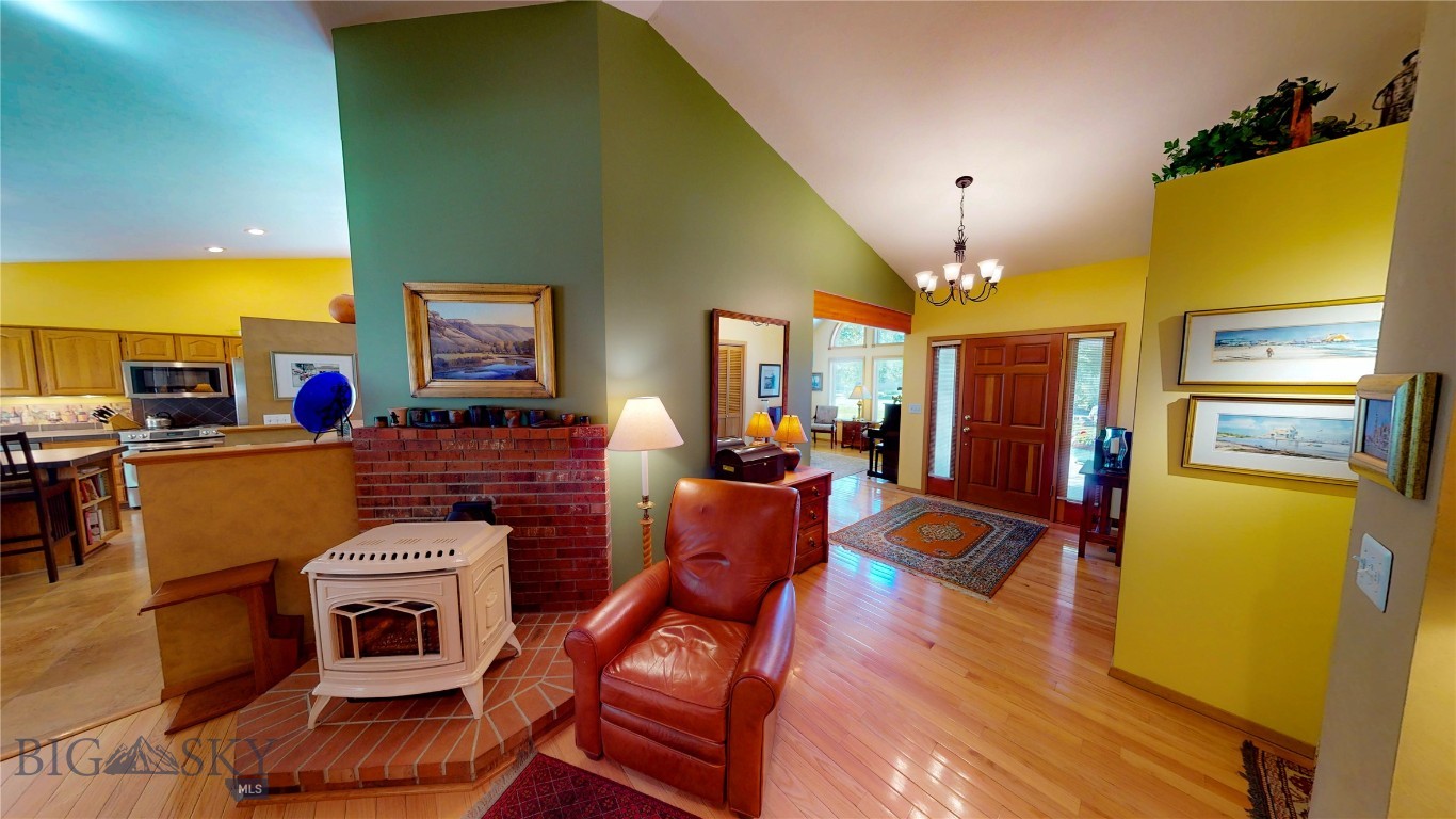 Riverside Manor - Residential
