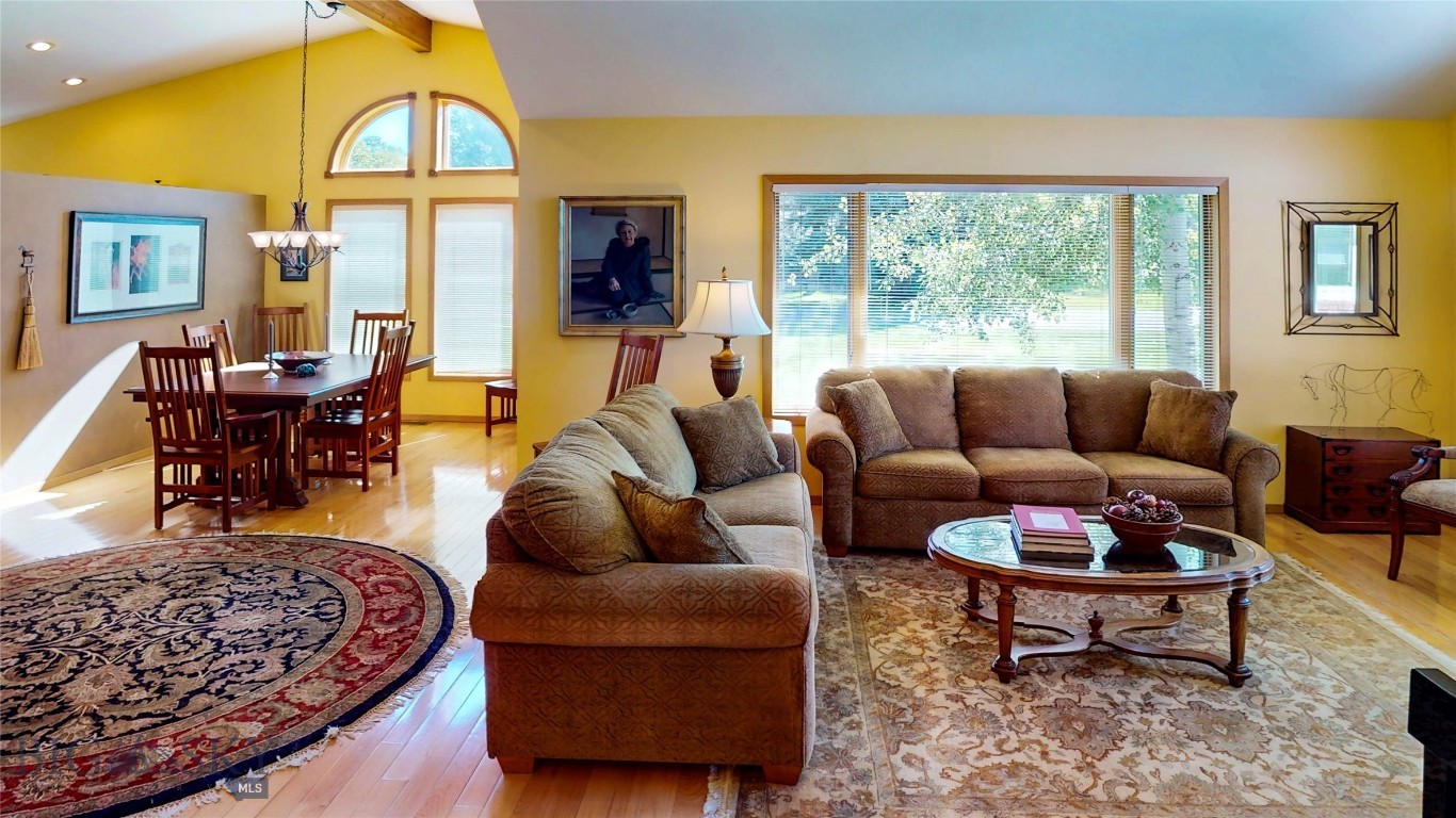 Riverside Manor - Residential