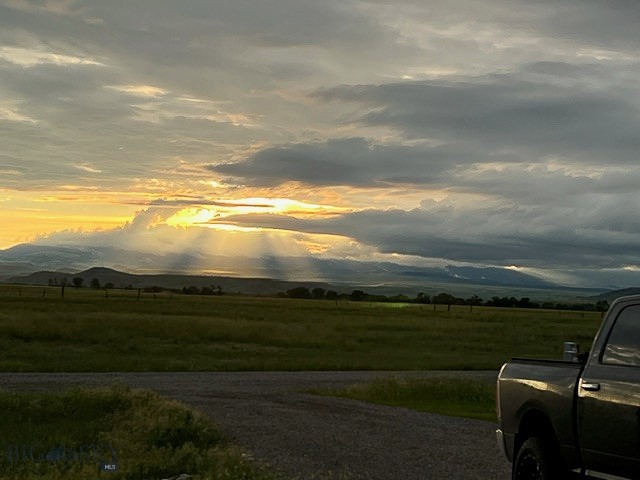 Yellowstone Meadows - Residential