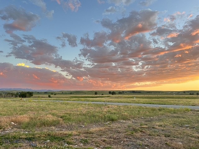Yellowstone Meadows - Residential