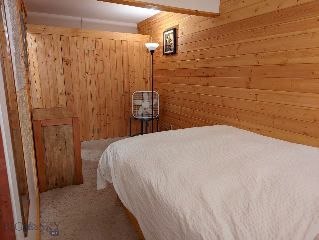 Hill Condos - Residential