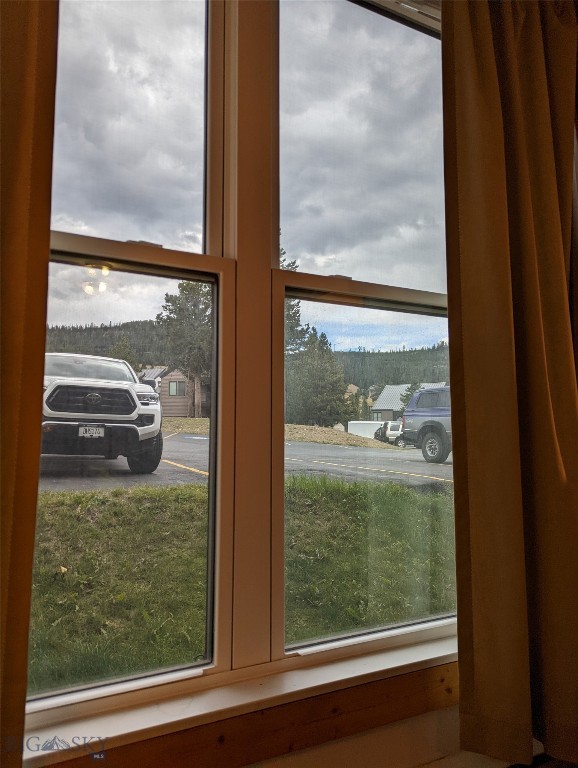 Hill Condos - Residential