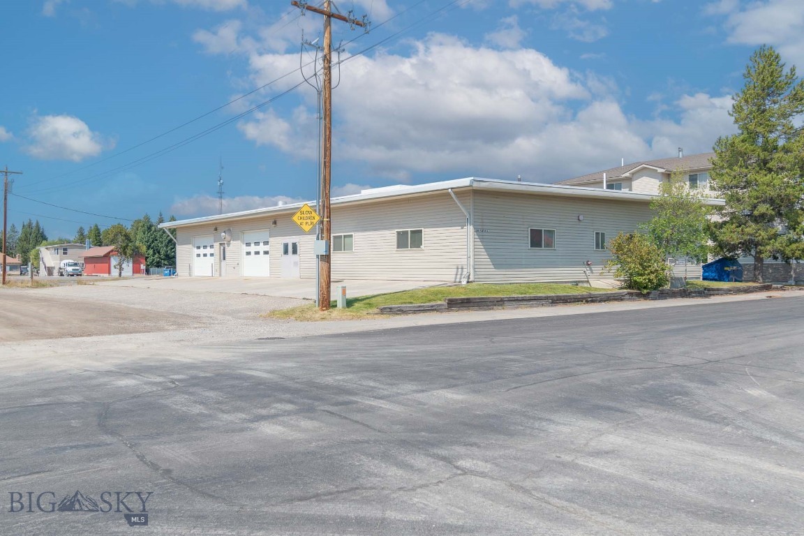 24 N Faithful Street