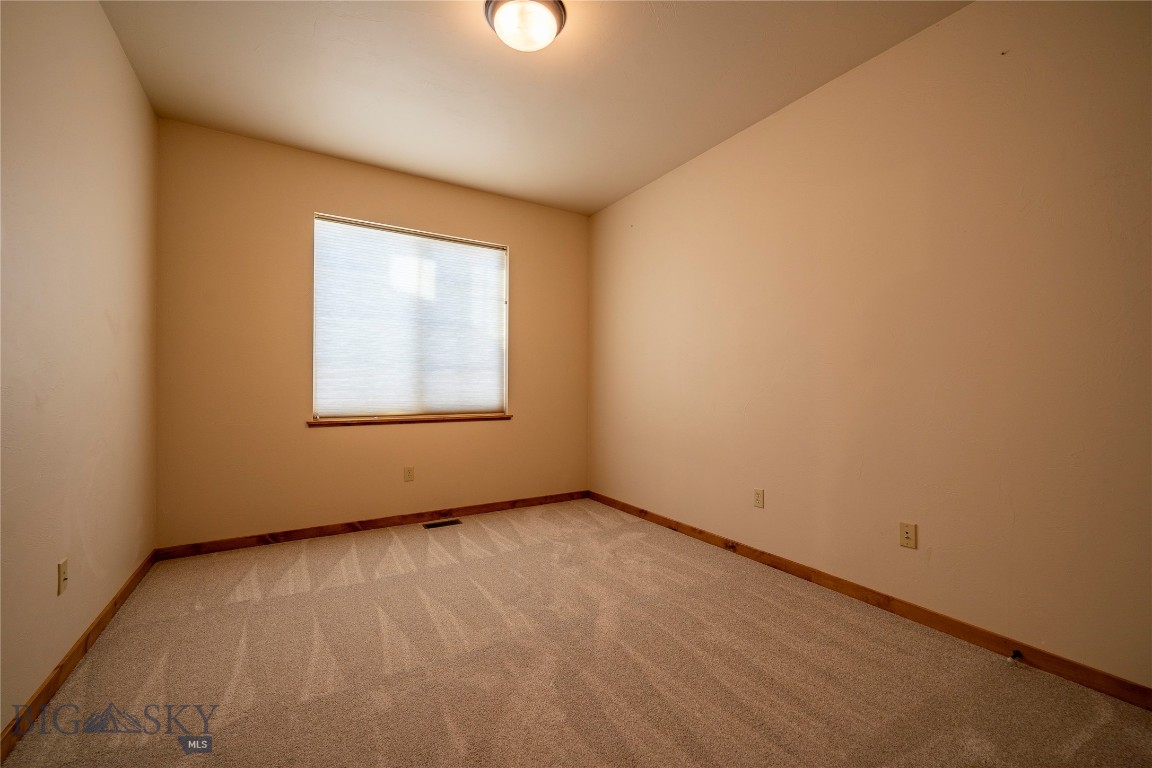 Lessley Estates Condo - Residential