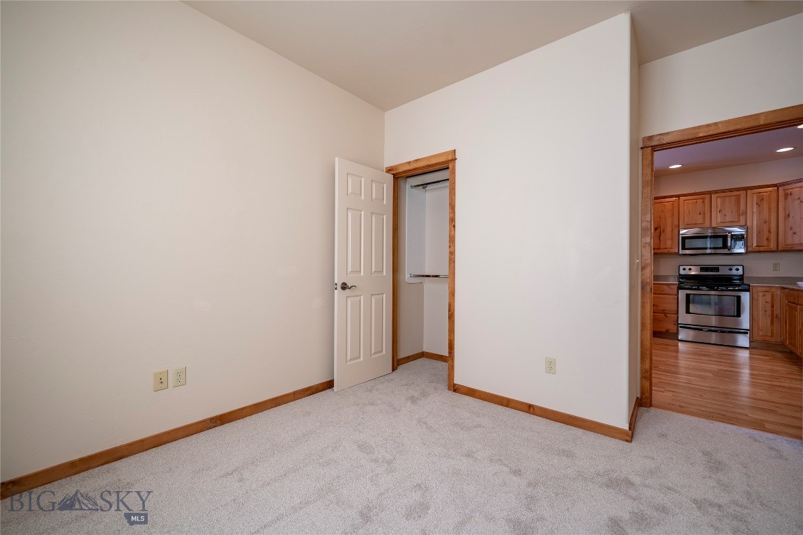 Lessley Estates Condo - Residential