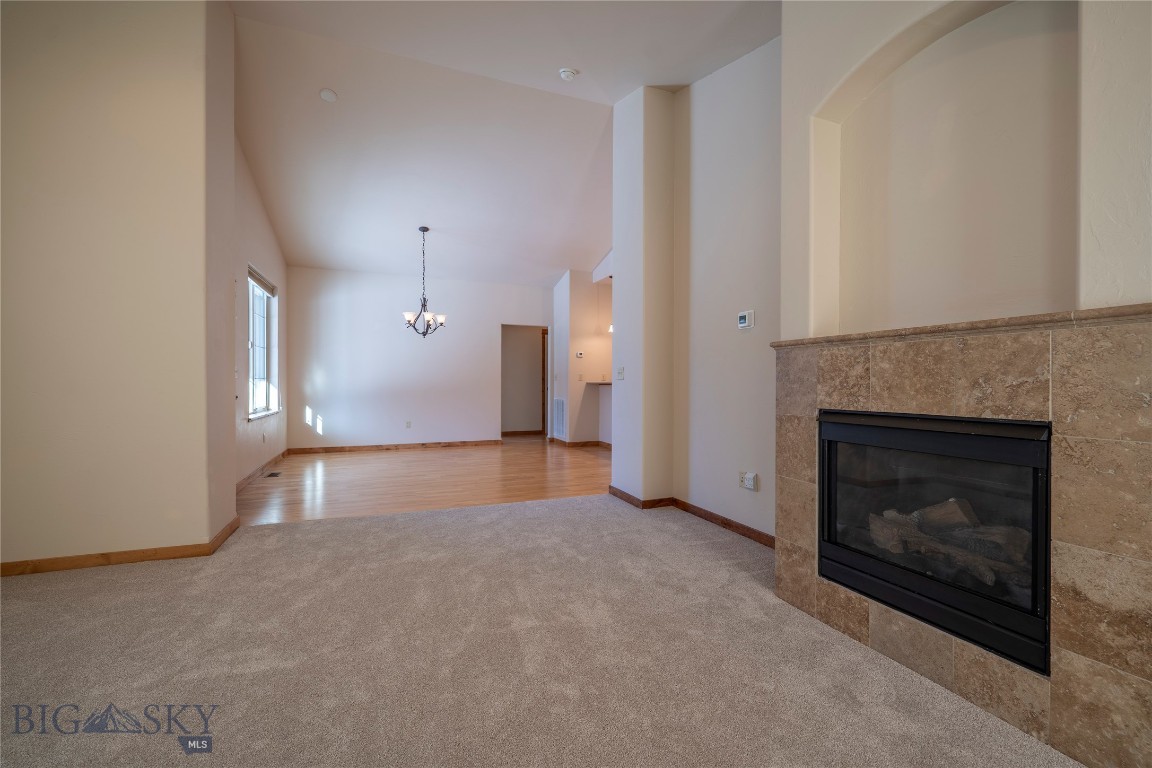 Lessley Estates Condo - Residential