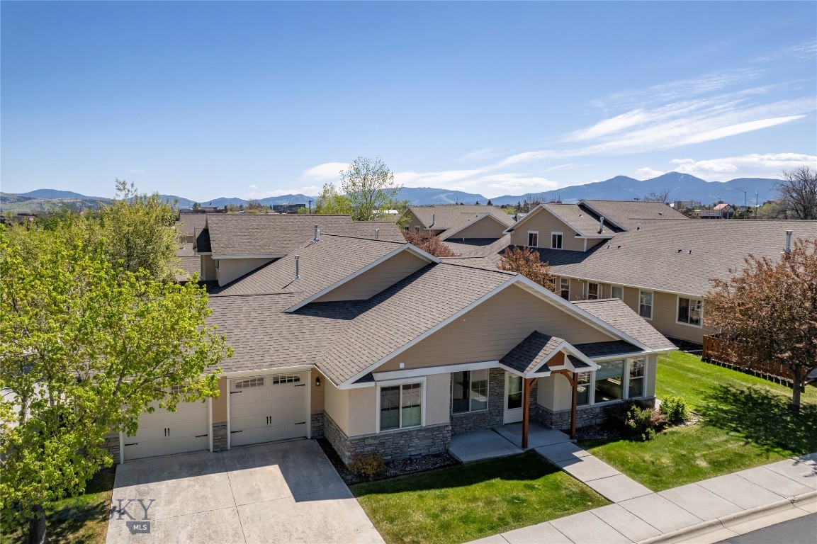 Lessley Estates Condo - Residential