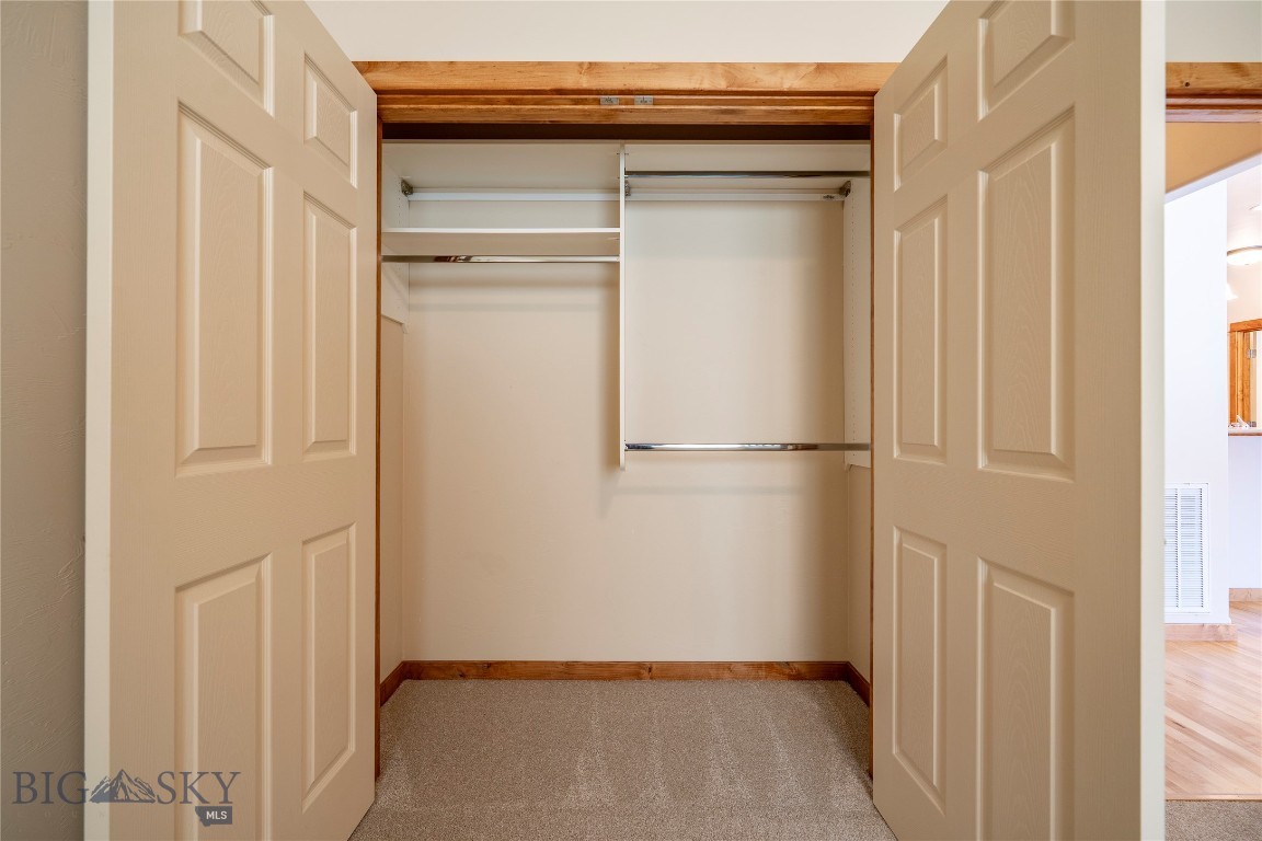 Lessley Estates Condo - Residential