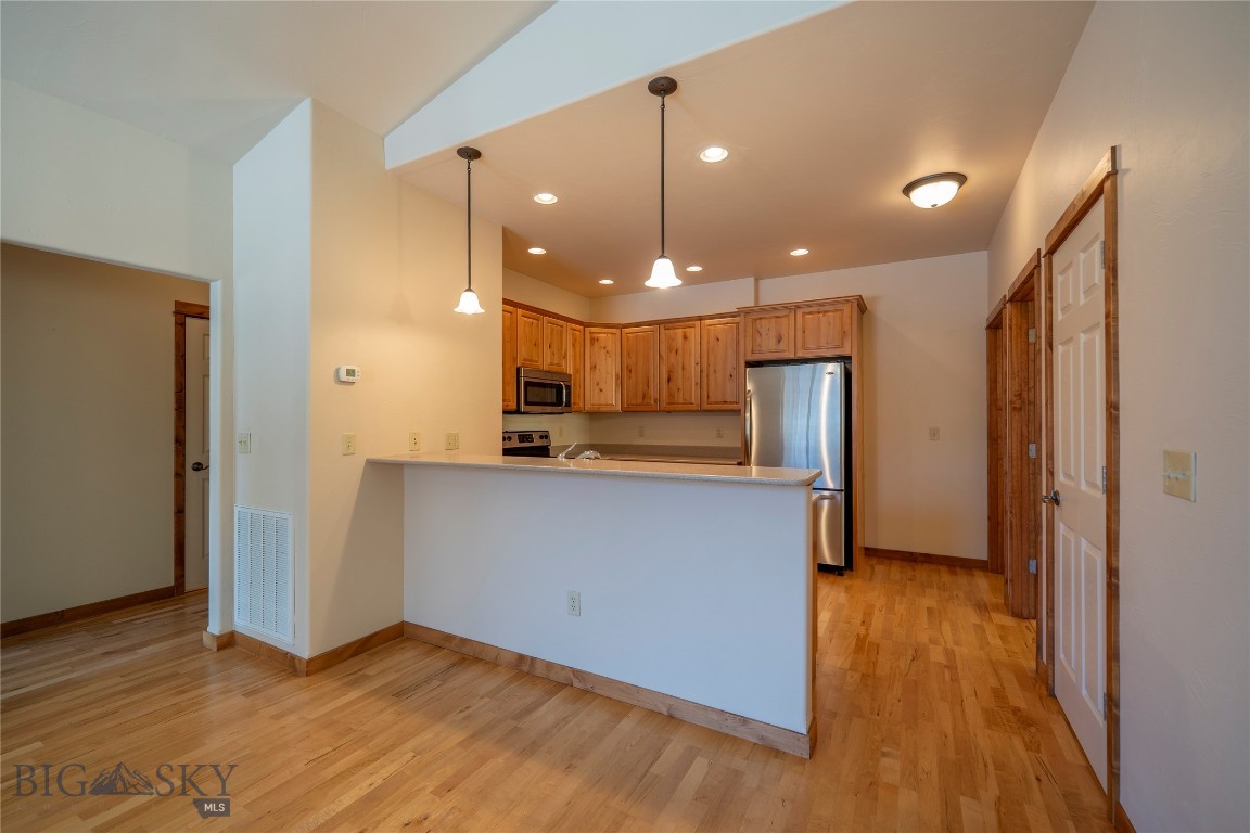 Lessley Estates Condo - Residential