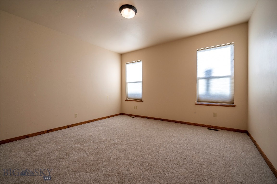Lessley Estates Condo - Residential