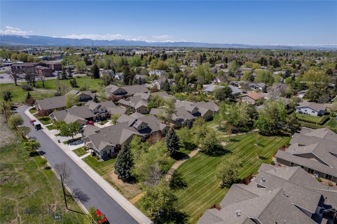 Lessley Estates Condo - Residential