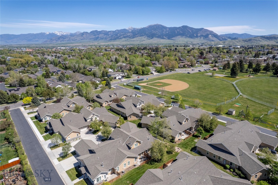 Lessley Estates Condo - Residential