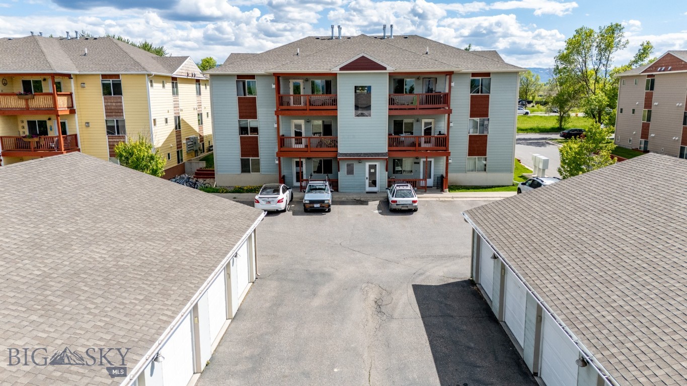 Parkway Plaza - Residential