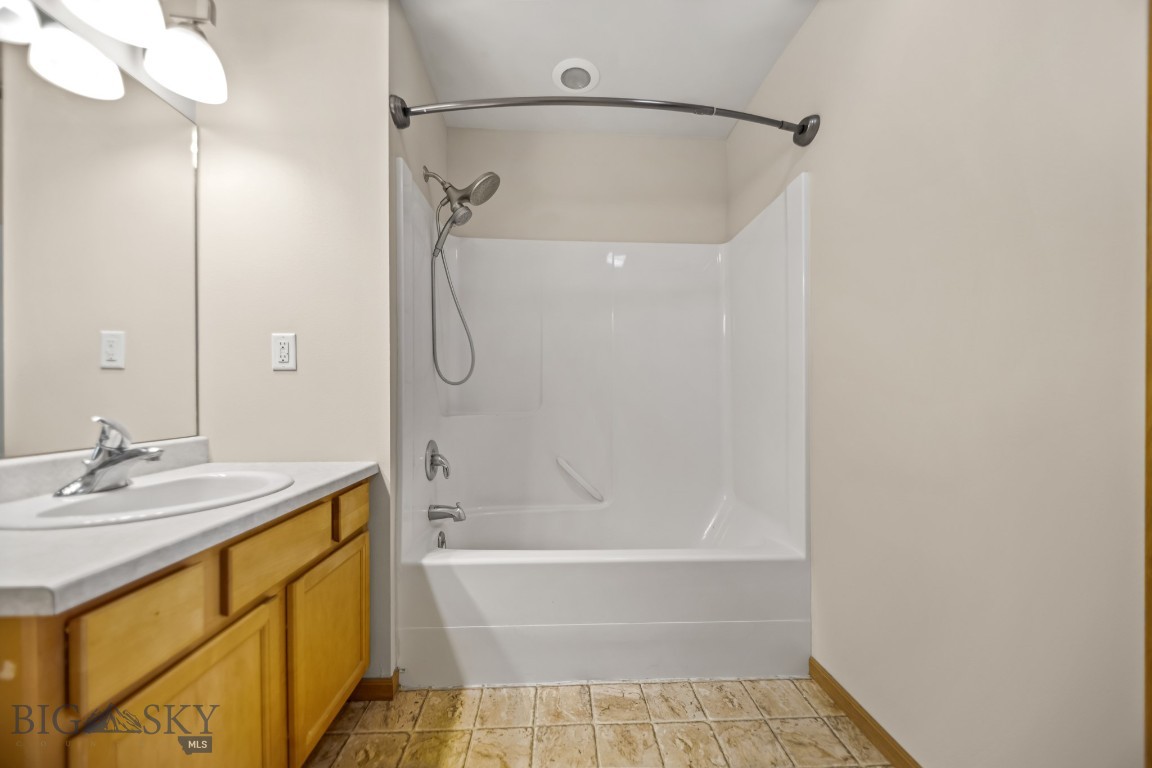 Parkway Plaza - Residential