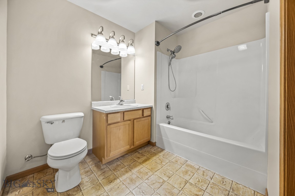 Parkway Plaza - Residential