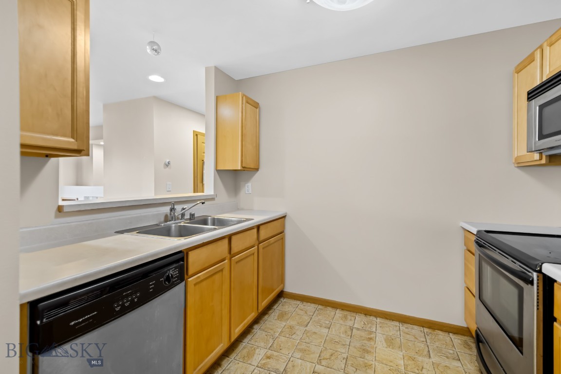 Parkway Plaza - Residential