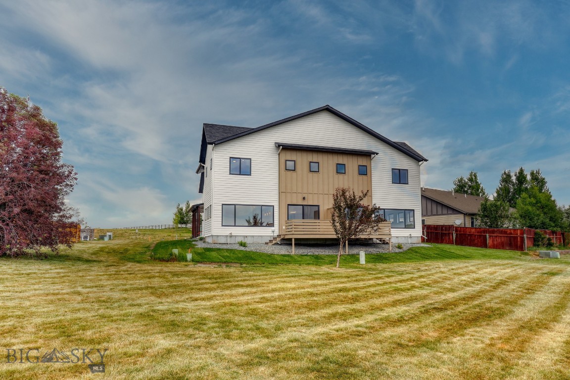 1104 Ridgeview Trail