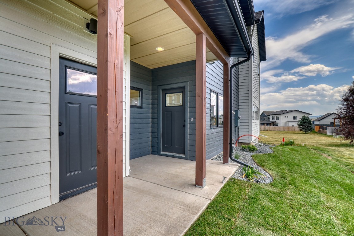 1104 Ridgeview Trail