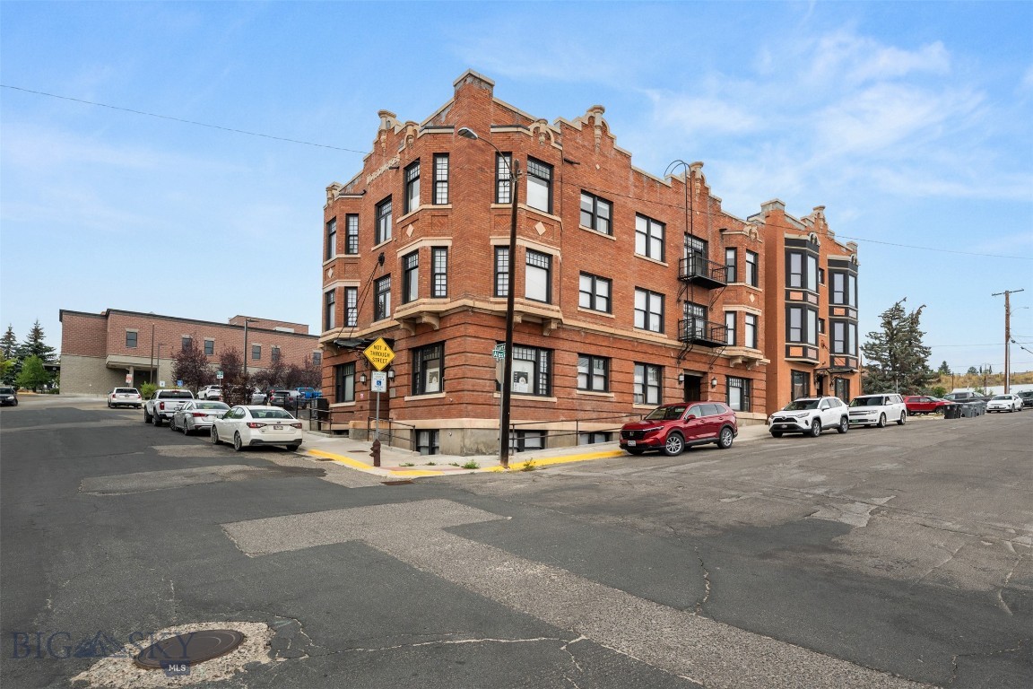 Butte, Montana 59701, United States, 1 Bedroom Bedrooms, ,1 BathroomBathrooms,Residential,Pending,213057