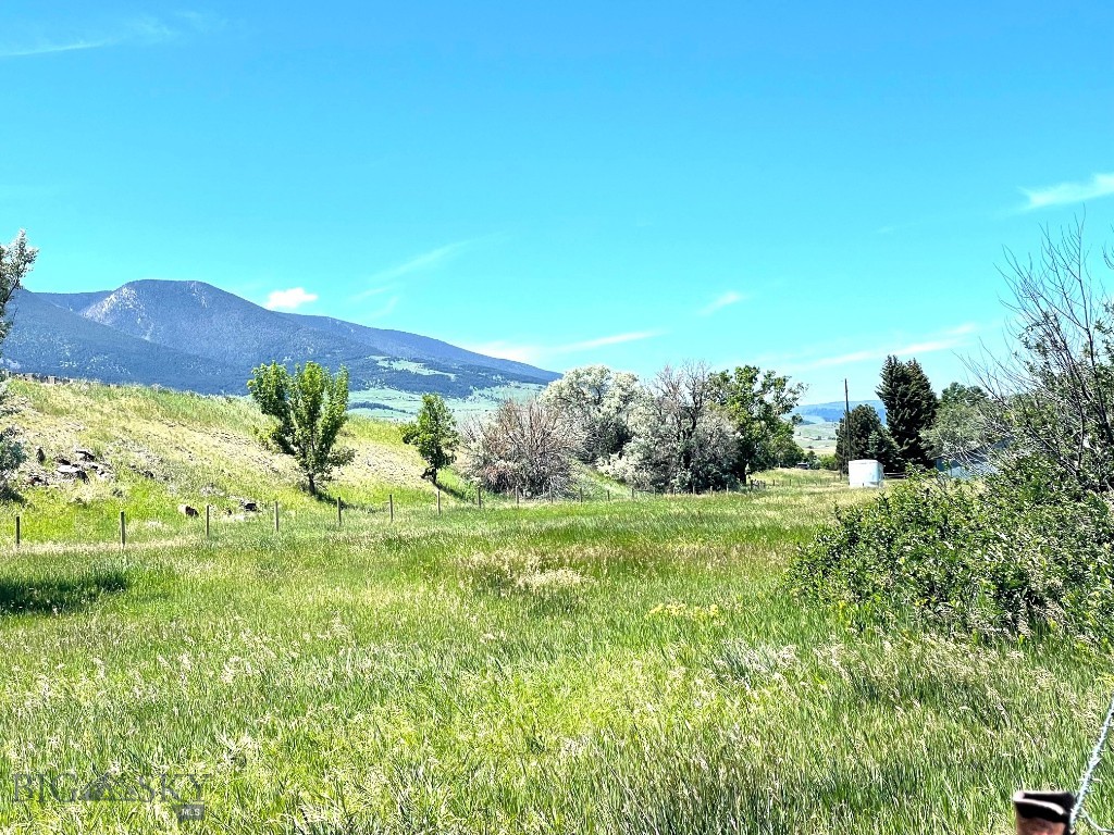 Acreville Addition - Land