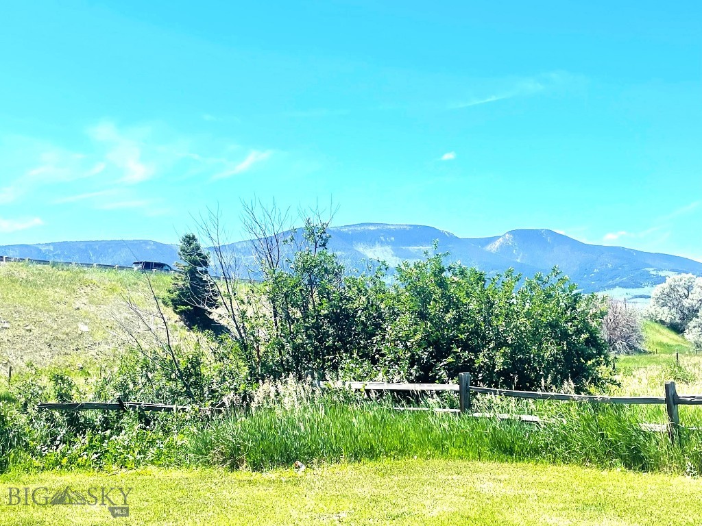 Acreville Addition - Land