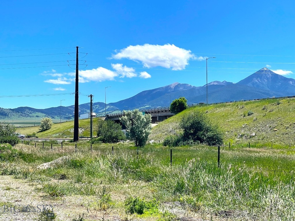 Acreville Addition - Land