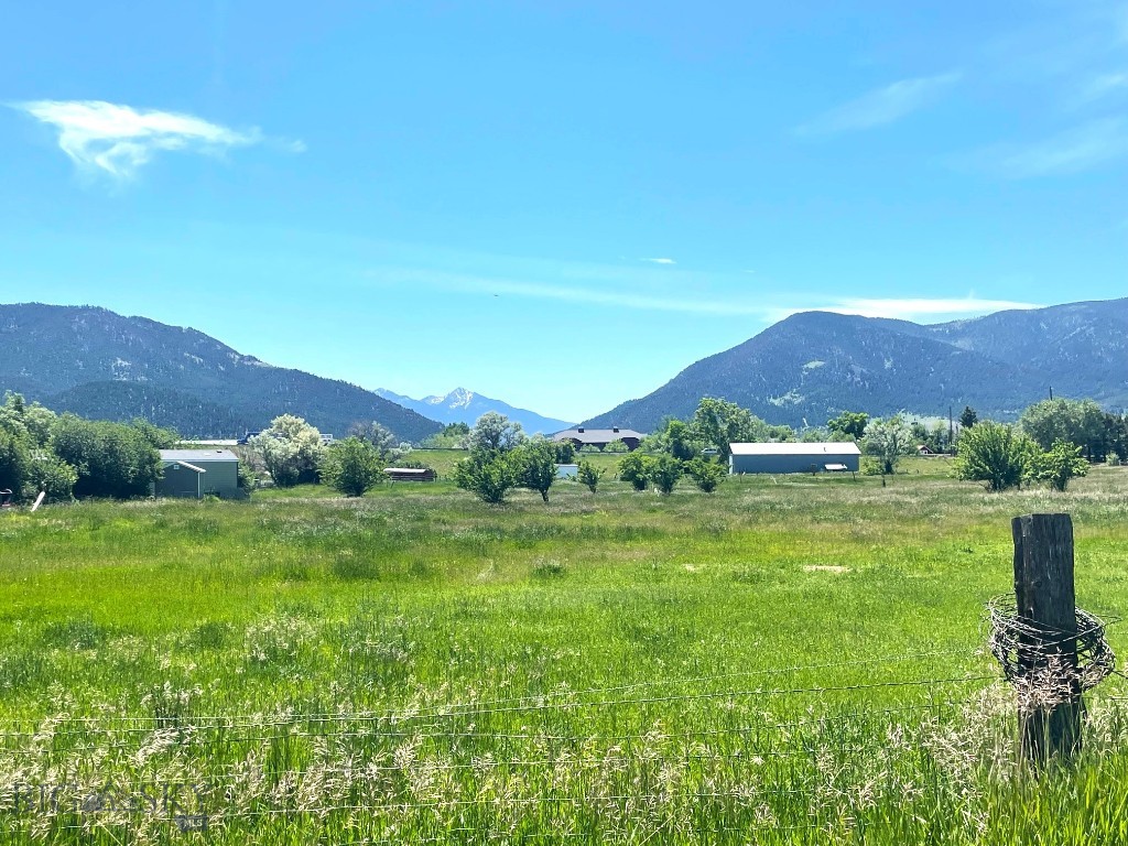 Acreville Addition - Land