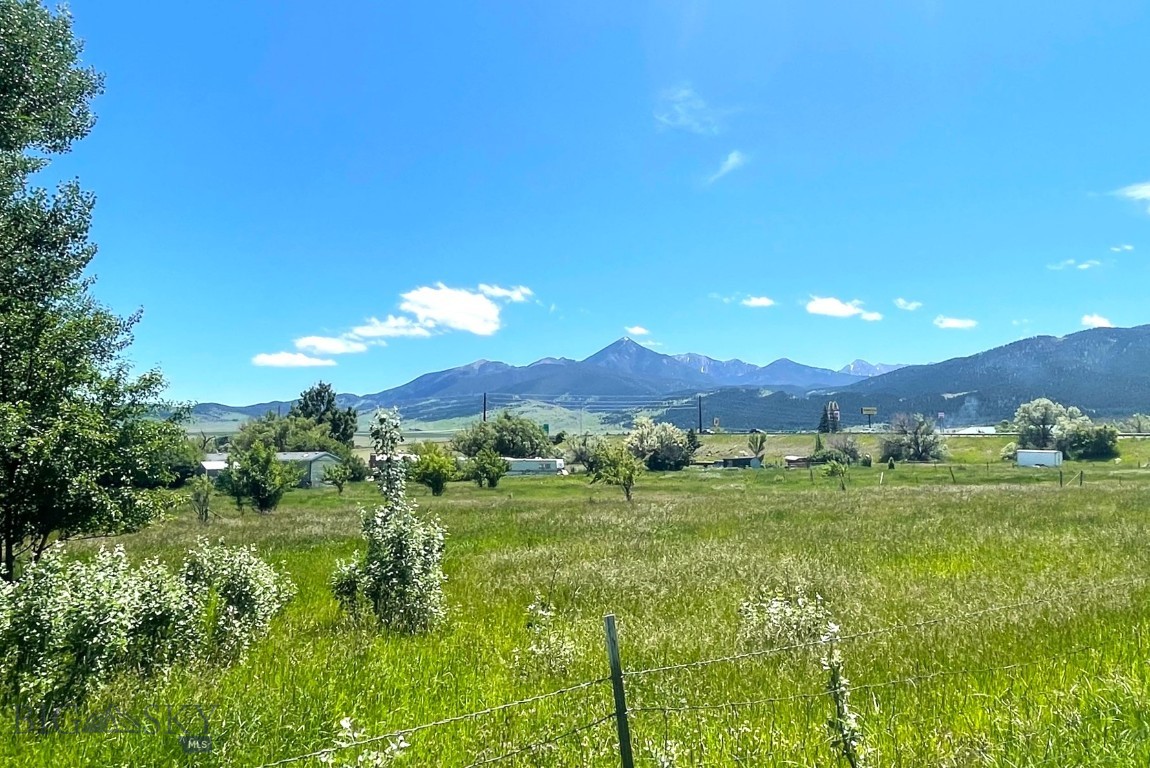 Acreville Addition - Land