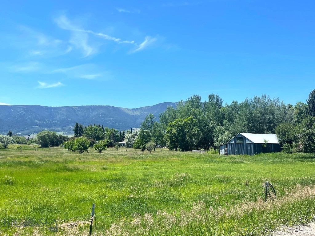 Acreville Addition - Land