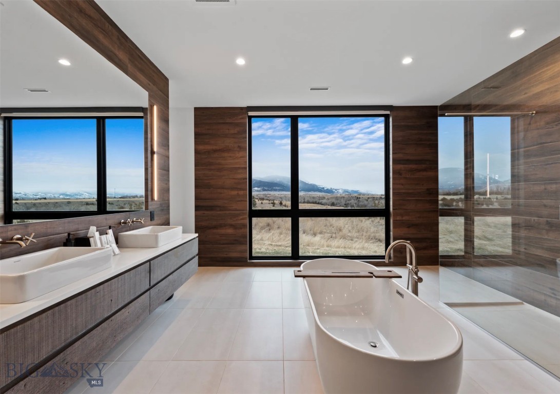 Mill Creek Ridge - Paradise Valley - Residential