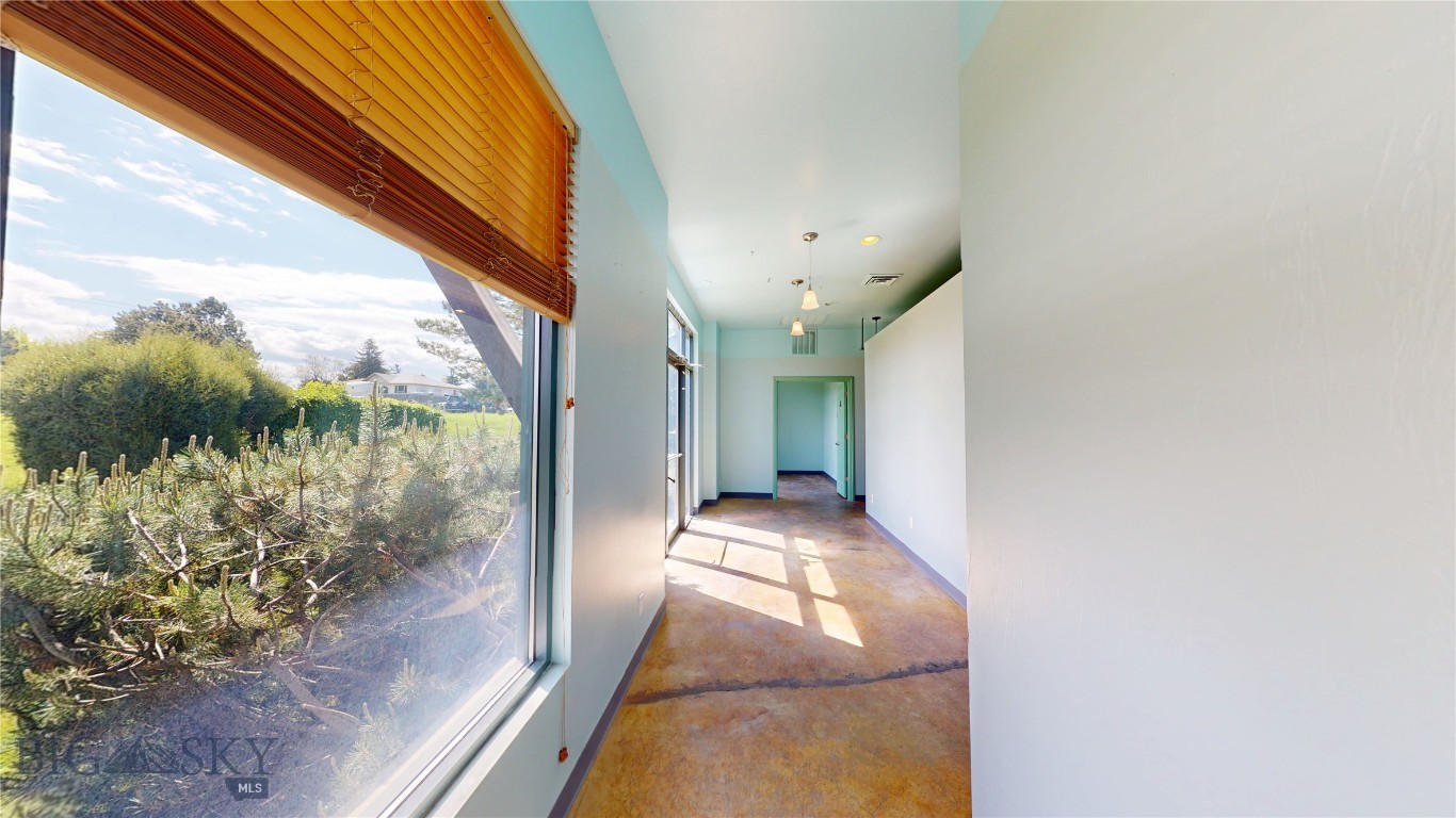 Stoneridge - Commercial Lease