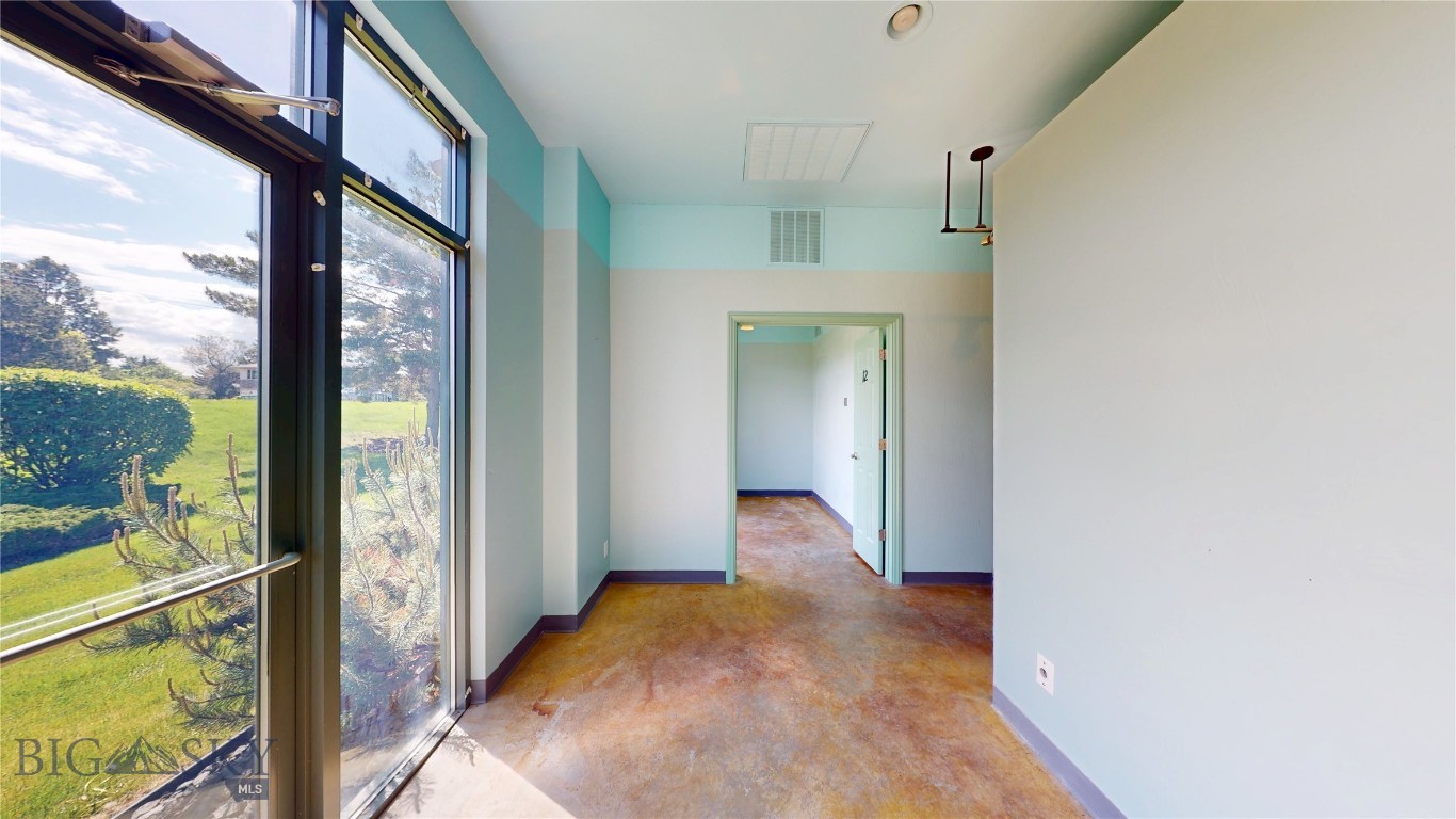 Stoneridge - Commercial Lease