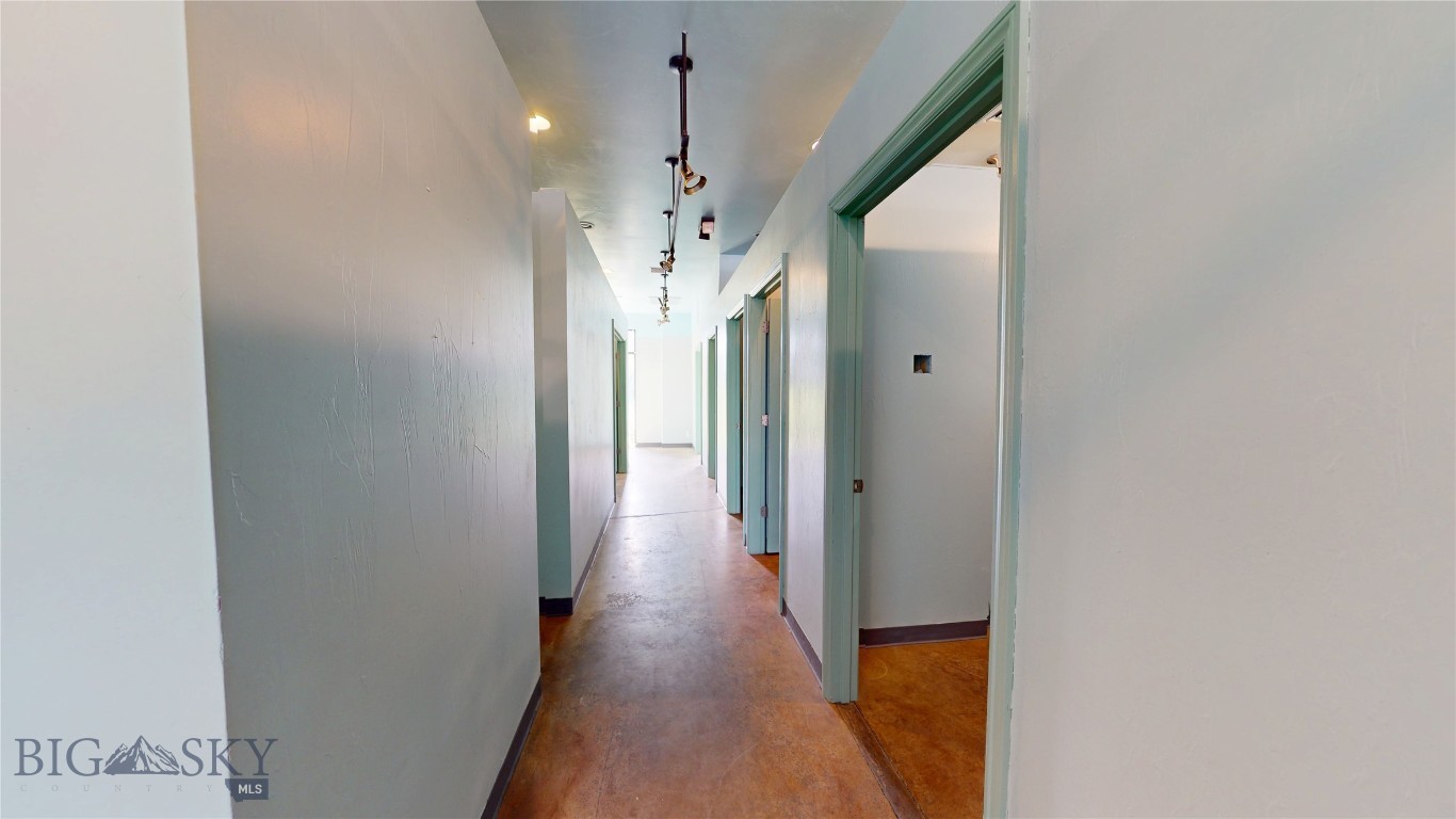 Stoneridge - Commercial Lease