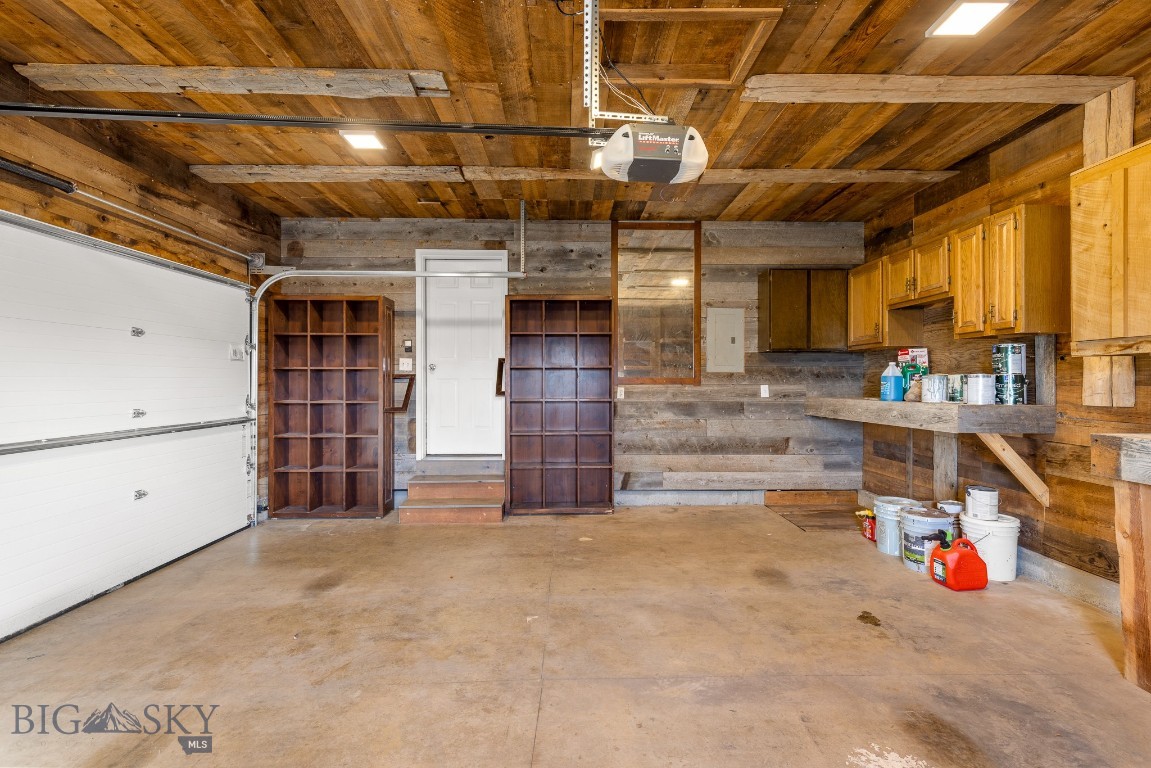 River Rock and Royal Village - Residential