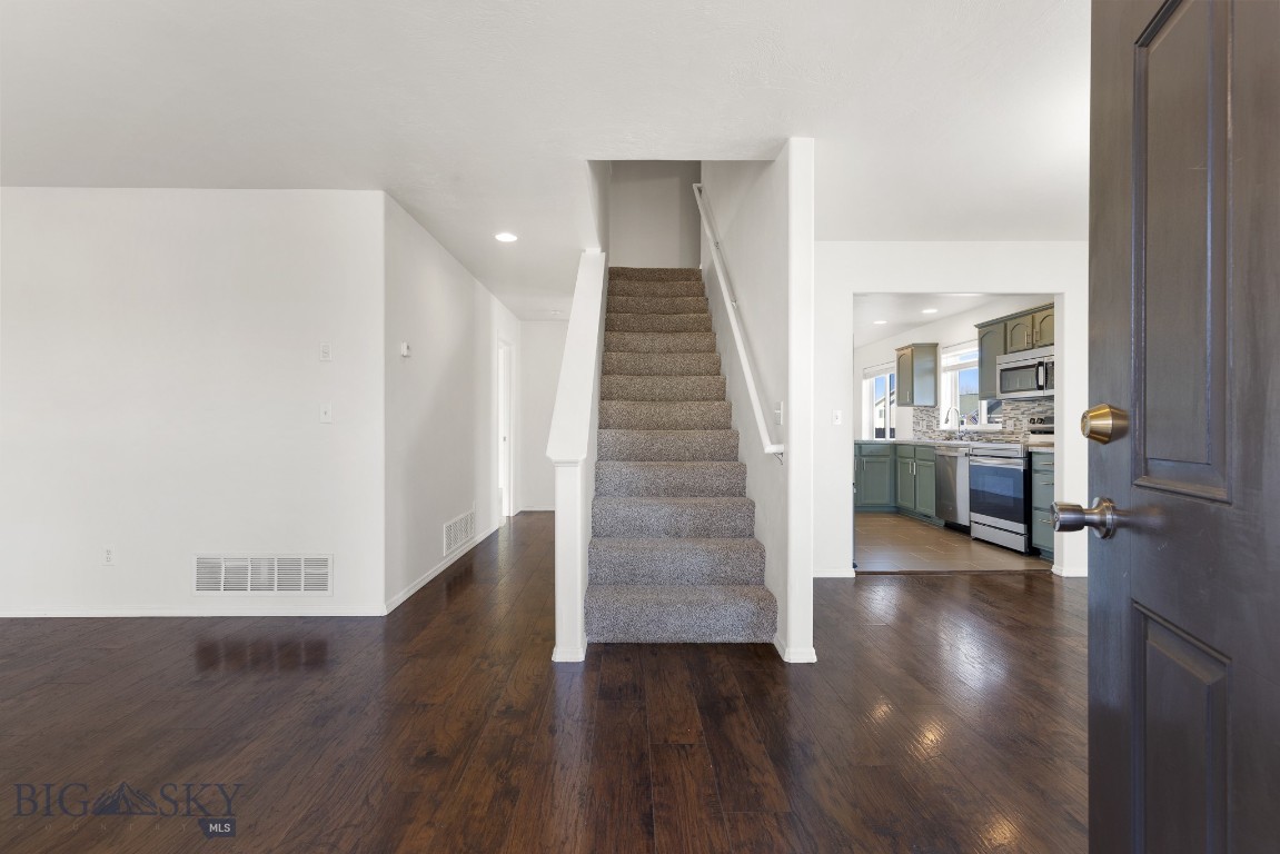 171 Meadow Brook Lane