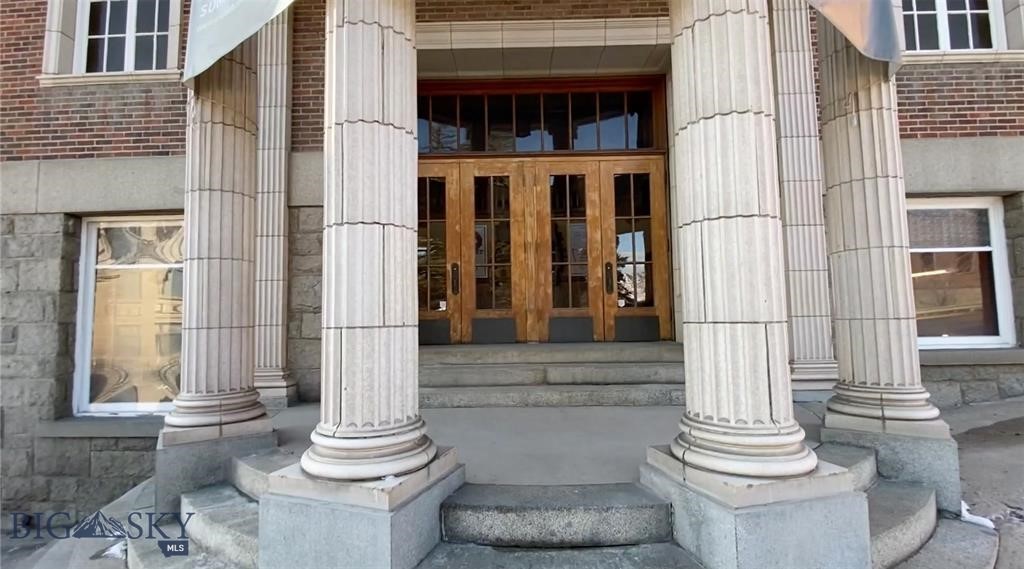 229 N Montana Street