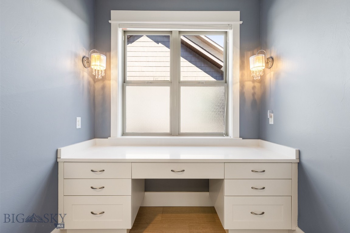 Bozeman, Montana 59718, United States, 3 Bedrooms Bedrooms, ,2 BathroomsBathrooms,Residential,Pending,113227