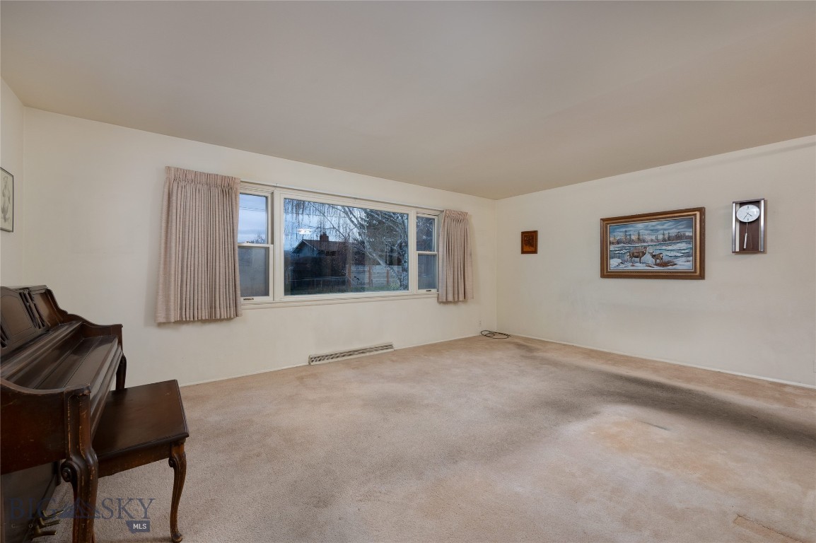 New Hyalite View - Residential