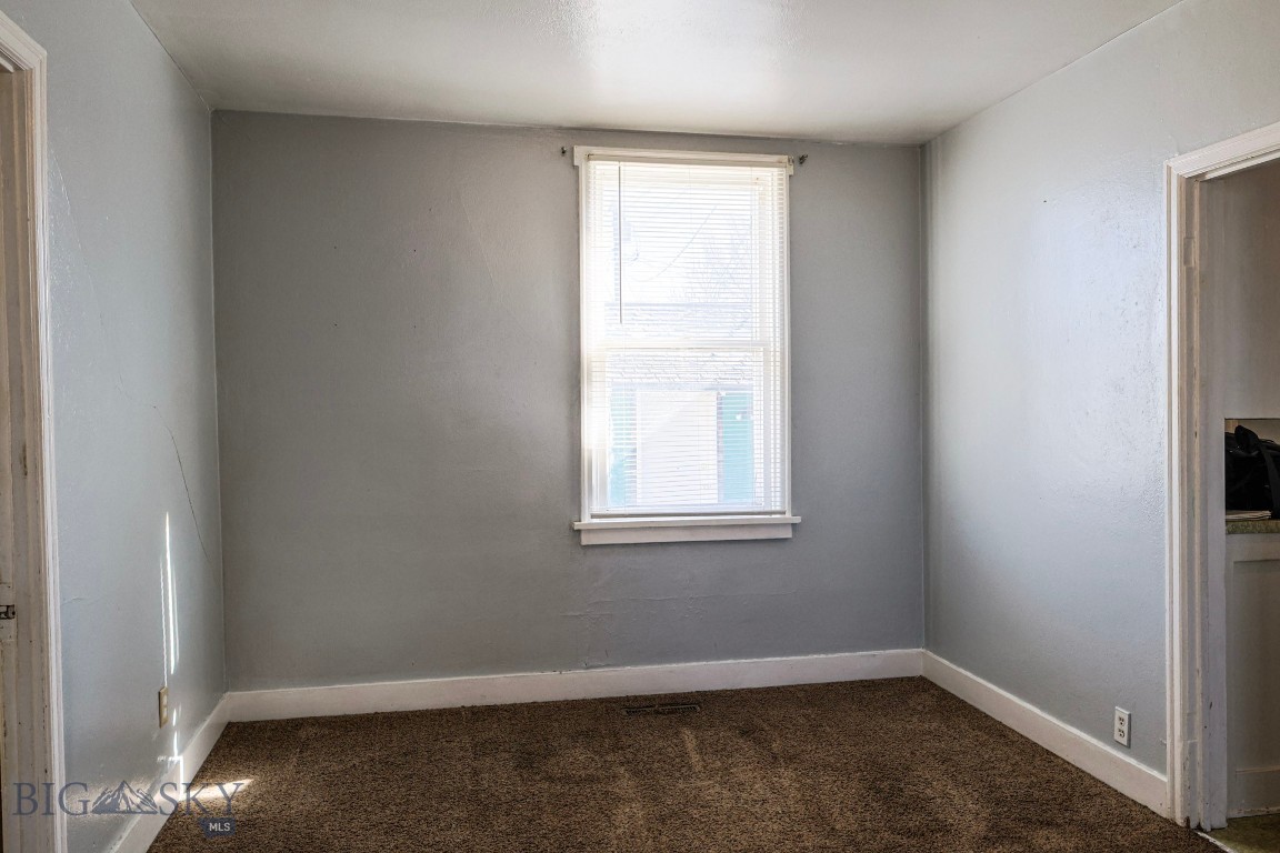 Anaconda, Montana 59711, United States, 2 Bedrooms Bedrooms, ,1 BathroomBathrooms,Residential,Pending,37616