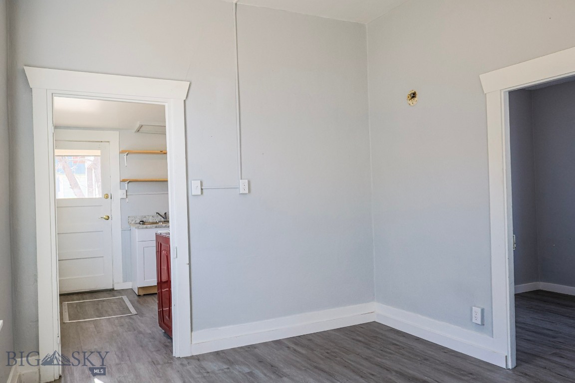 Anaconda, Montana 59711, United States, 2 Bedrooms Bedrooms, ,1 BathroomBathrooms,Residential,Pending,37616