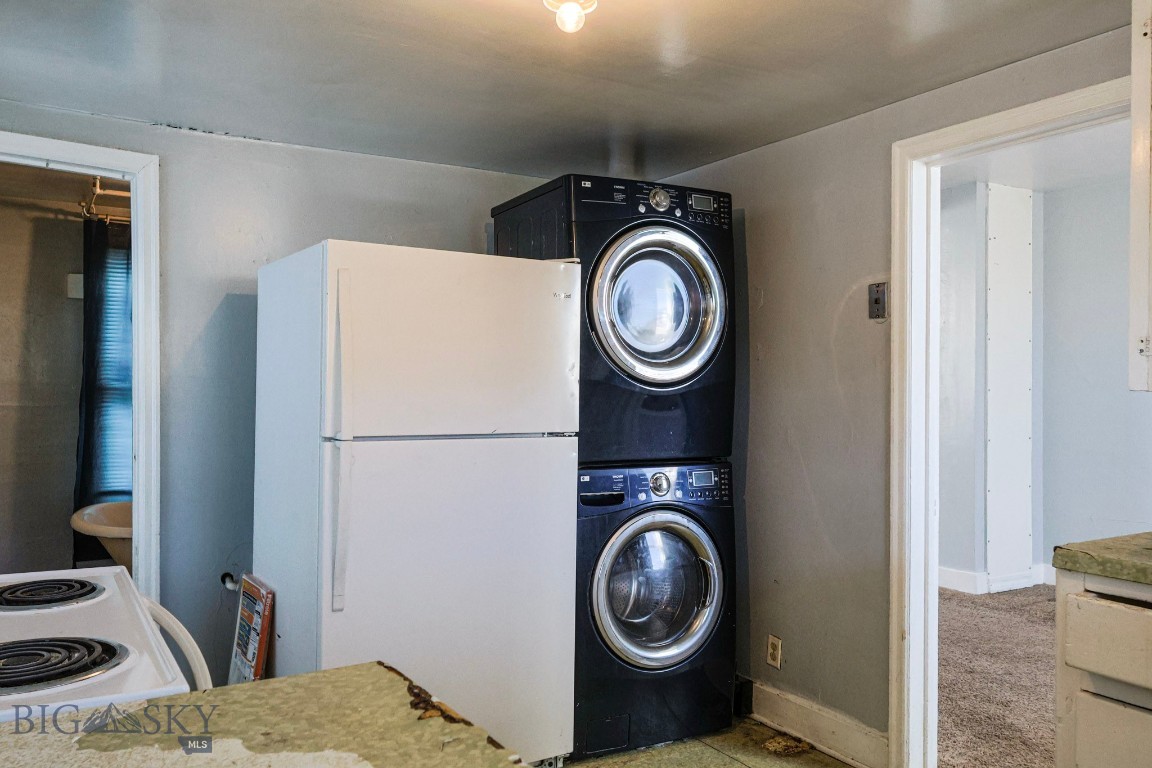 Anaconda, Montana 59711, United States, 2 Bedrooms Bedrooms, ,1 BathroomBathrooms,Residential,Pending,37616