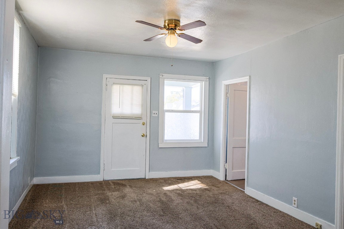 Anaconda, Montana 59711, United States, 2 Bedrooms Bedrooms, ,1 BathroomBathrooms,Residential,Pending,37616