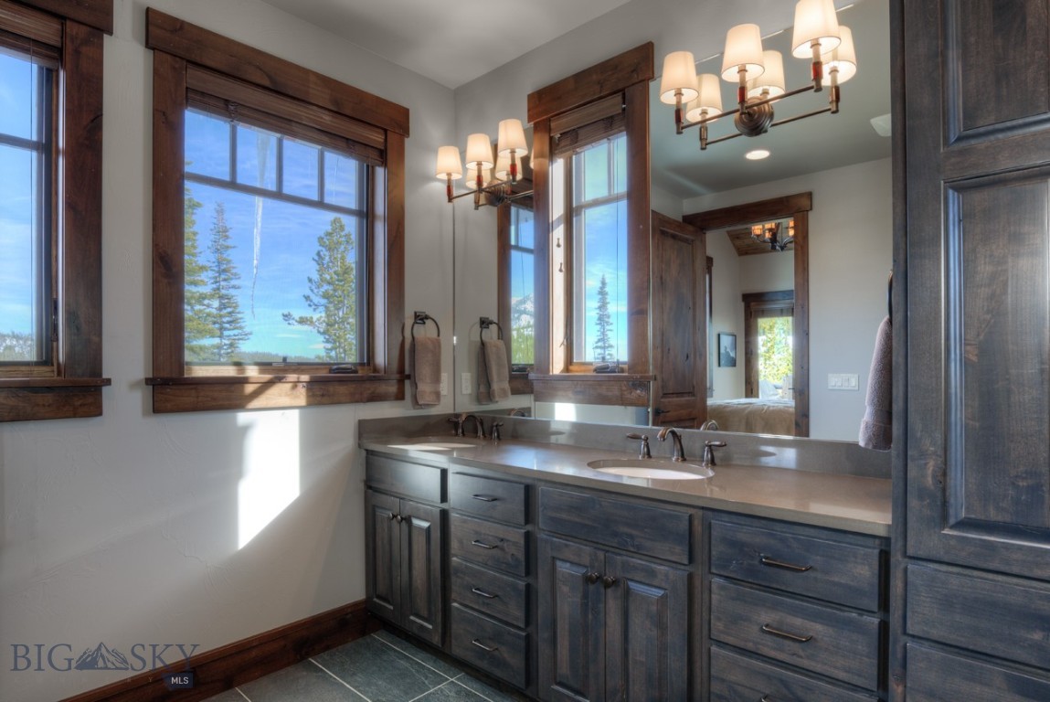Cascade Ridge Condos - Residential