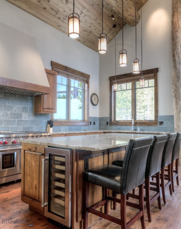 Cascade Ridge Condos - Residential